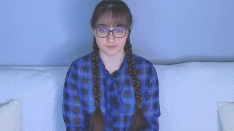 Tessa online show from February 17, 4:24 pm