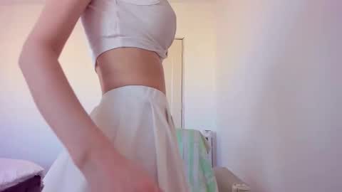 Snapshot of dollcedolly chatting on February 23, 10:12 am Eva online show from February 23, 10:12 am