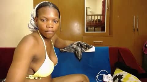 Bella online show from November 18, 5:17 pm