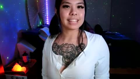 DOLLLFACE online show from January 7, 6:16 am