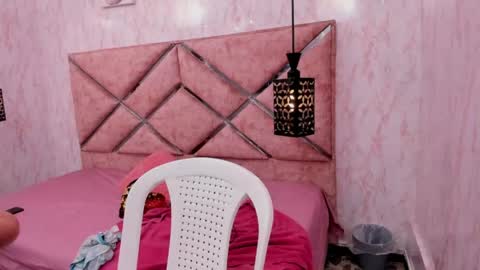 Snapshot of dolls_antonella chatting on June 4, 11:38 am Antonella online show from June 4, 11:38 am