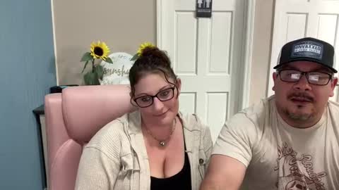 Snapshot of dollydimplez chatting on March 1, 12:50 am Dolly online show from March 1, 12:50 am