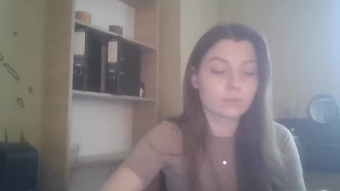 Snapshot of dollyroma chatting on November 21, 9:19 am DollyRoma online show from November 21, 9:19 am