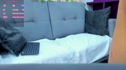 DollyWood  online show from October 3, 8:28 pm