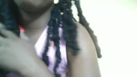 Snapshot of dollzues chatting on November 23, 2:39 pm dollzues online show from November 23, 2:39 pm