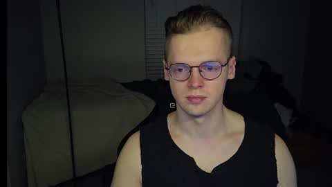 doloresman online show from March 8, 1:58 am