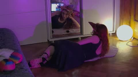 Snapshot of doloressage chatting on February 28, 7:09 am Dolores Sage online show from February 28, 7:09 am