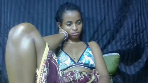 Snapshot of doloresslu chatting on February 7, 10:57 pm doloresslu online show from February 7, 10:57 pm