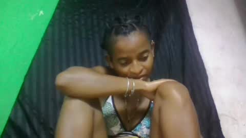 Snapshot of doloresslu chatting on February 19, 7:21 pm doloresslu online show from February 19, 7:21 pm