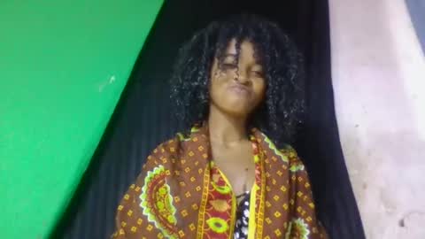 doloresslu online show from March 17, 8:50 am