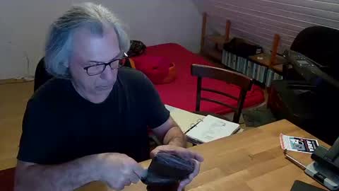 domiande online show from June 8, 7:14 pm