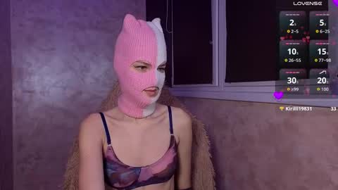 domiiniicana online show from November 17, 2:45 pm