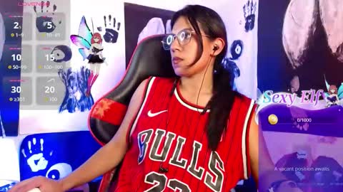 Snapshot of domina_lia chatting on March 29, 3:17 am Domina Lia online show from March 29, 3:17 am