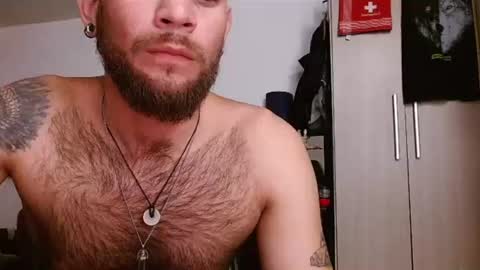 Snapshot of dominantthewolf chatting on June 17, 7:37 pm Logan - INDEPENDET MODEL online show from June 17, 7:37 pm