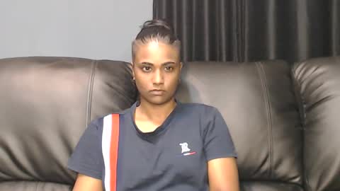 Snapshot of dominate_stud chatting on December 19, 12:39 am dominate_stud online show from December 19, 12:39 am