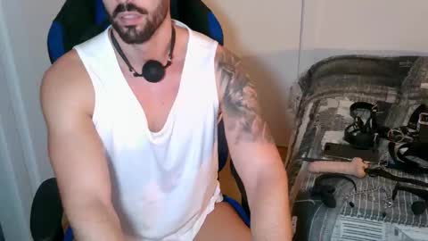 DominatedTitan online show from October 19, 7:36 pm