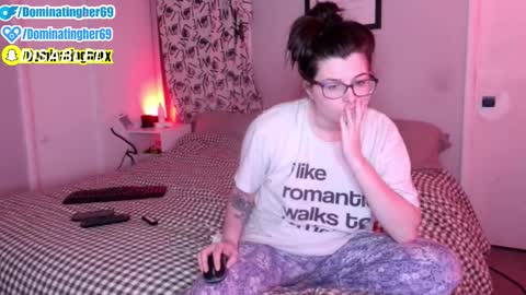 dominatingher69 online show from March 15, 12:27 am