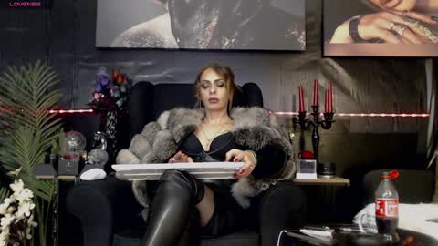 Dominatrix Eve online show from February 7, 9:26 am