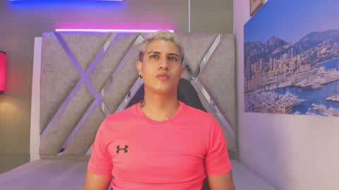 DOMI online show from May 20, 3:56 am