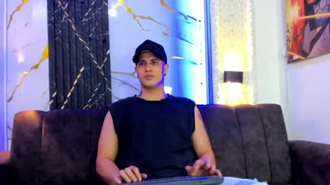 DOMI online show from May 24, 3:22 am