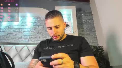 Snapshot of dominic_de_luca chatting on October 7, 2:53 am dominic de luca online show from October 7, 2:53 am