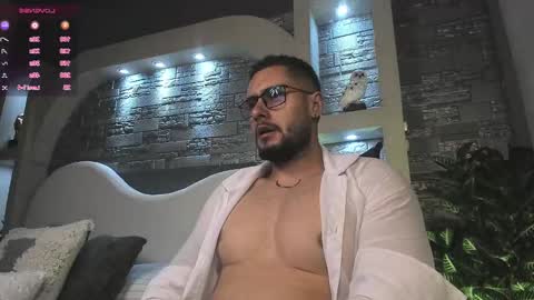 Snapshot of dominic_de_luca chatting on November 9, 3:38 am dominic de luca online show from November 9, 3:38 am