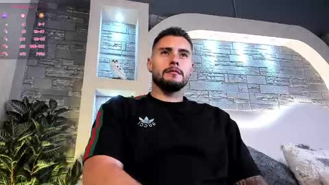 Snapshot of dominic_de_luca chatting on November 19, 3:06 am dominic de luca online show from November 19, 3:06 am