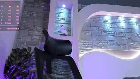 dominic de luca online show from November 21, 4:00 am