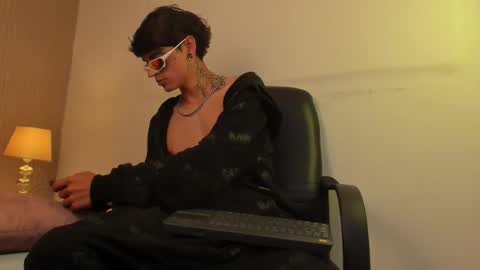 Dominic foox online show from February 21, 4:41 pm