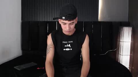 Snapshot of dominic_ghost chatting on March 15, 12:16 am Dominic online show from March 15, 12:16 am
