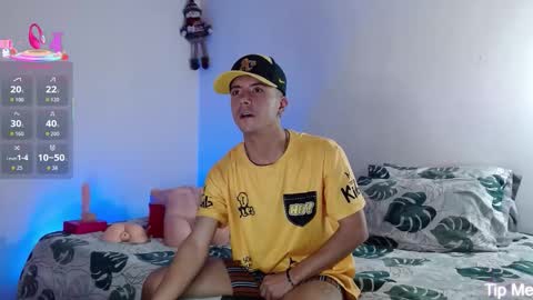 DOMINIC AND ANDREW online show from December 2, 6:30 am