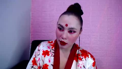 Snapshot of dominic_queen chatting on November 12, 4:51 pm online show from November 12, 4:51 pm