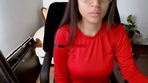   online show from April 5, 3:42 pm