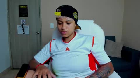 Dominick  online show from September 10, 4:56 am