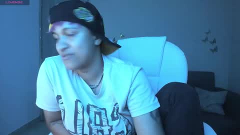 Dominick  online show from September 26, 4:27 am