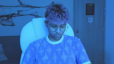 Dominick  online show from October 9, 6:00 am