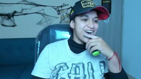 Dominick  online show from October 21, 5:08 am