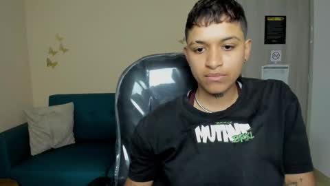 Dominick  online show from November 5, 8:09 pm