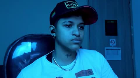 Dominick  online show from November 20, 2:56 am