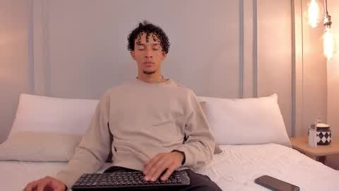 Snapshot of dominick_star chatting on October 30, 4:36 am Dominick Star online show from October 30, 4:36 am