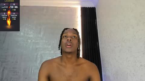 Snapshot of dominicsccott chatting on January 26, 1:15 pm Dominicscott online show from January 26, 1:15 pm