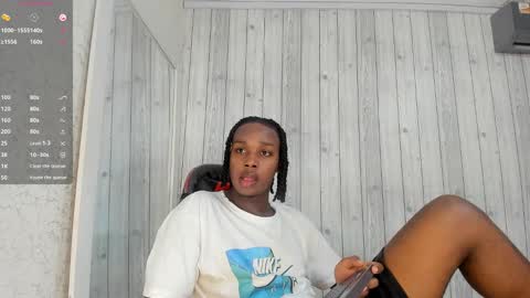 Snapshot of dominicsccott chatting on February 26, 12:36 pm Dominicscott online show from February 26, 12:36 pm