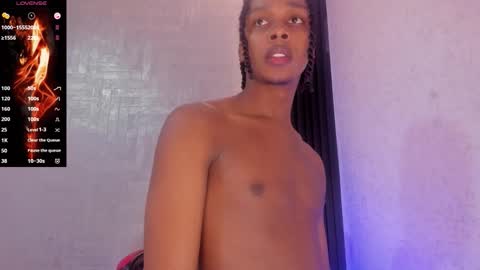 Snapshot of dominicsccott chatting on September 10, 12:49 pm Dominicscott online show from September 10, 12:49 pm