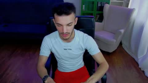 Snapshot of dominicvalente chatting on October 24, 11:39 am dominicvalente online show from October 24, 11:39 am