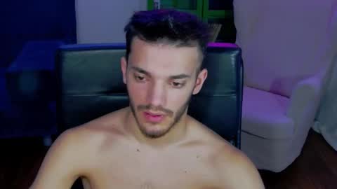 Snapshot of dominicvalente chatting on October 31, 5:47 pm dominicvalente online show from October 31, 5:47 pm