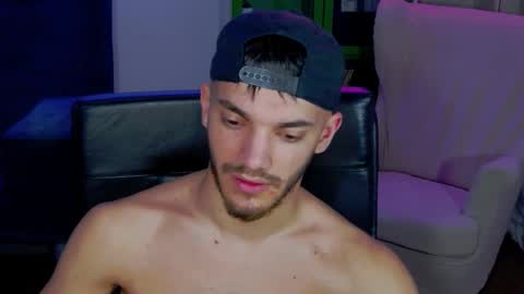 Snapshot of dominicvalente chatting on November 8, 2:23 am dominicvalente online show from November 8, 2:23 am