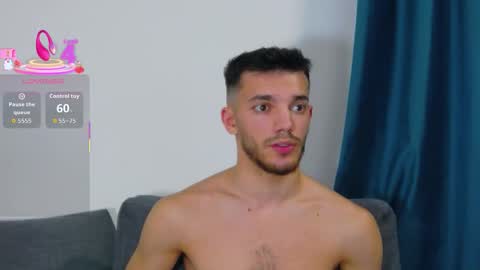 Snapshot of dominicvalente chatting on November 29, 9:29 pm dominicvalente online show from November 29, 9:29 pm