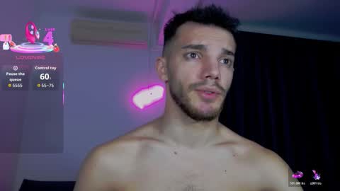 Snapshot of dominicvalente chatting on December 1, 2:00 pm dominicvalente online show from December 1, 2:00 pm