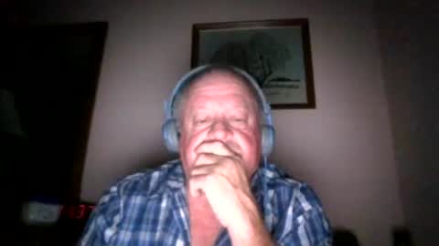 Snapshot of domino81212 chatting on October 30, 4:36 am domino81212 online show from October 30, 4:36 am