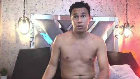 Snapshot of dominus_dark chatting on May 16, 8:29 pm dominous online show from May 16, 8:29 pm